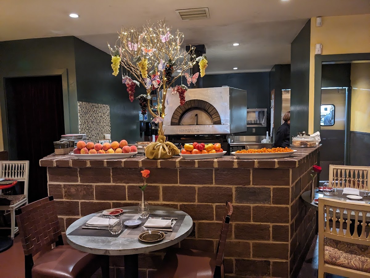 Baci | Cafe & Wine Bar